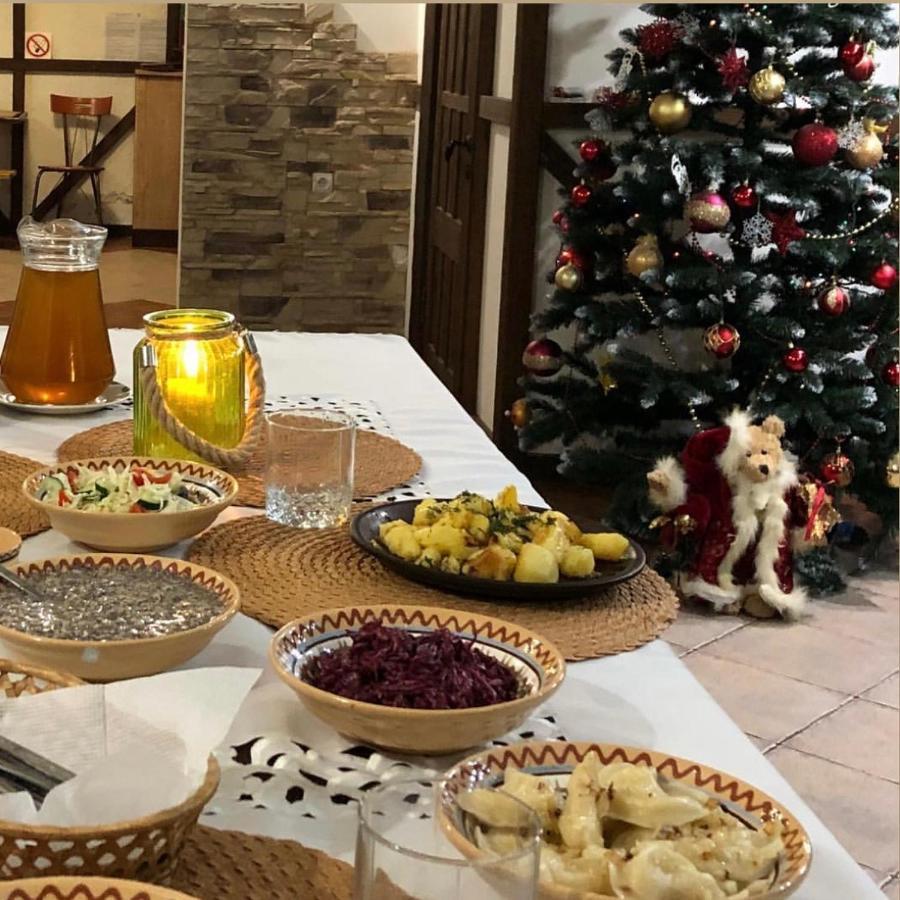 Karpatska Mria Hotel Яремче Екстериор снимка